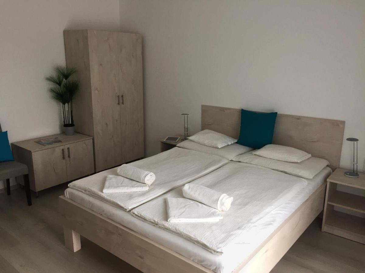 Hotel Aqua Komarom Luaran gambar